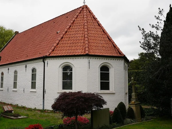 Bild 0: St.-Annen-Kapelle Jever